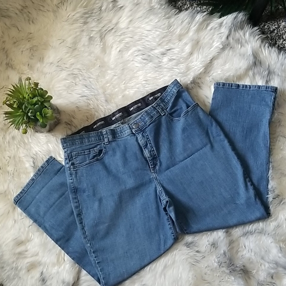 lee comfort stretch waistband jeans